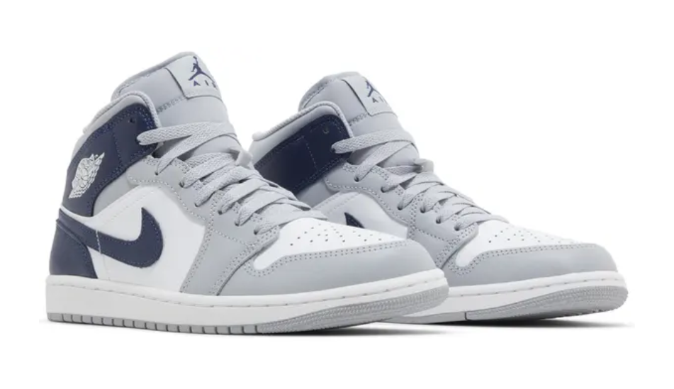 Air Jordan 1 Mid 'Wolf Grey Midnight Navy'