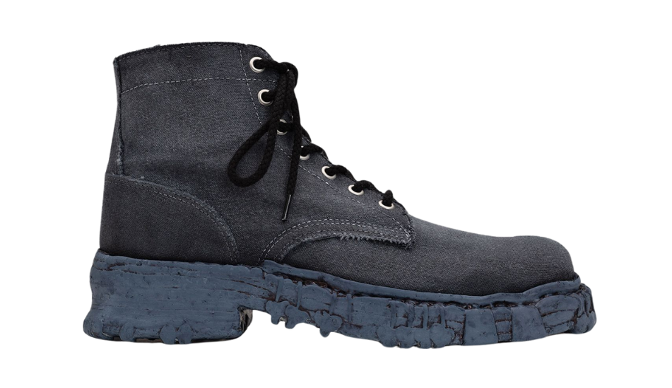 Vintage-like Sole Canvas Boots