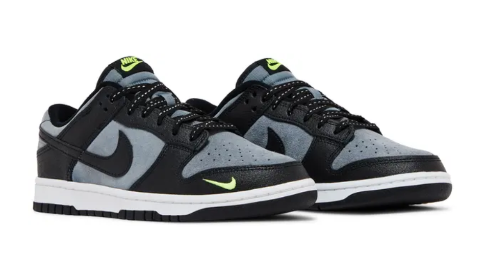 Dunk Low 'Black Grey Green Strike'