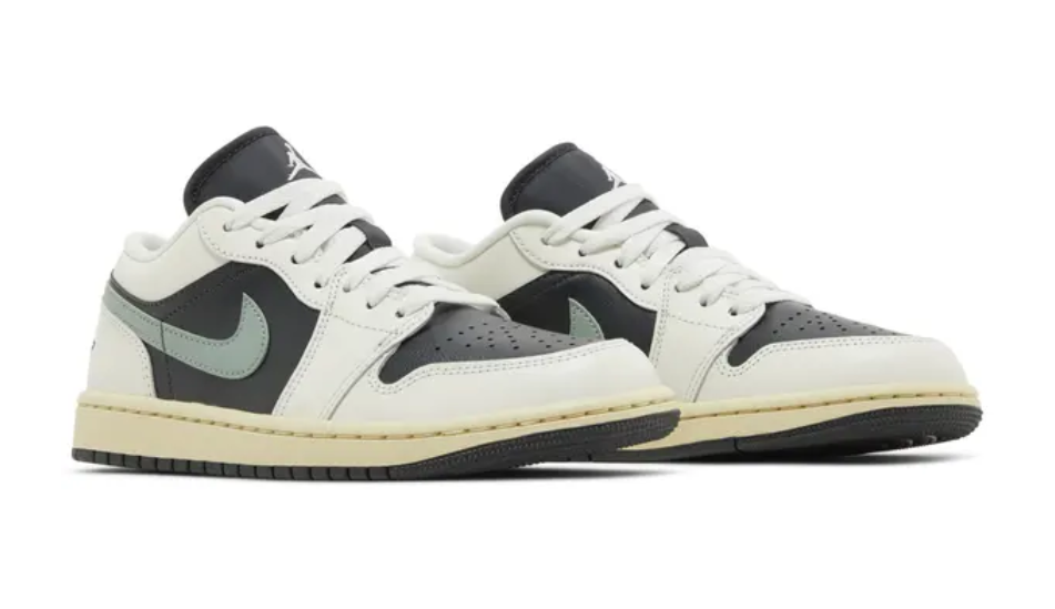 Wmns Air Jordan 1 Low 'Jade Smoke'