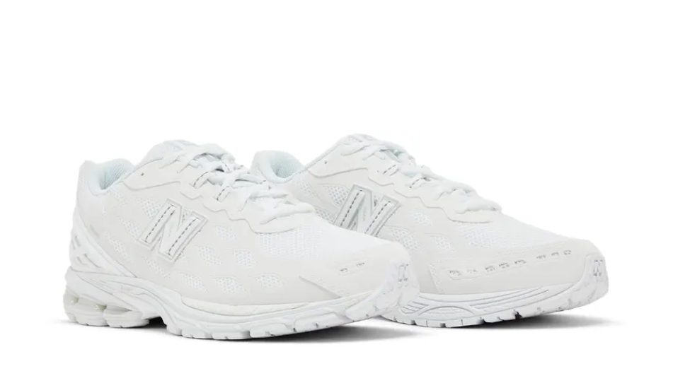 1906W 'Triple White'