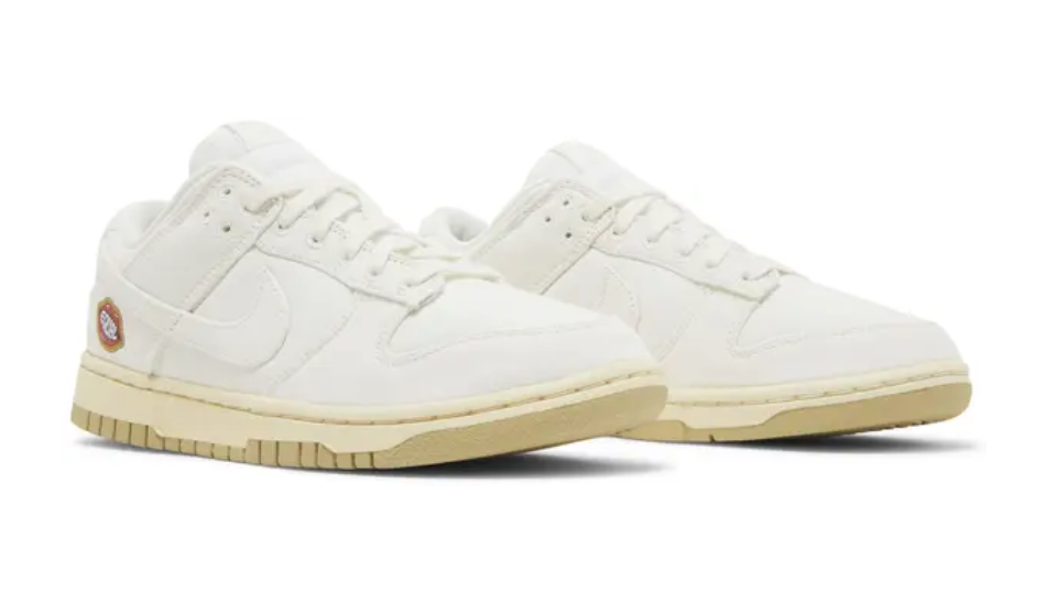 Wmns Dunk Low SE 'The Future is Equal'