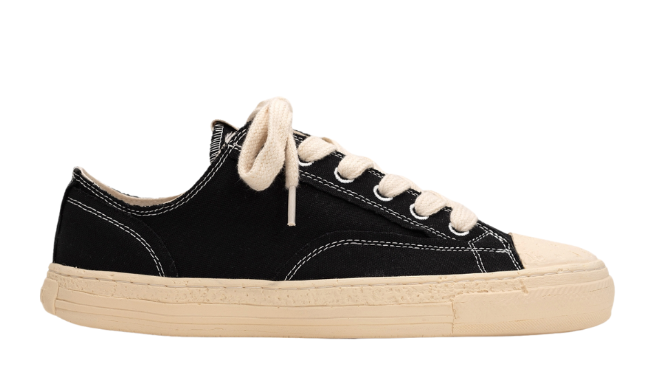 PAST Sole 6 - Hole Canvas Low-top Sneaker