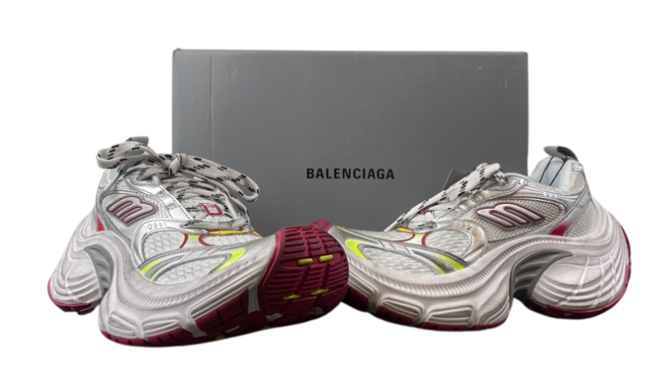 Men's 10xl Sneaker in white, silver, yellow and red