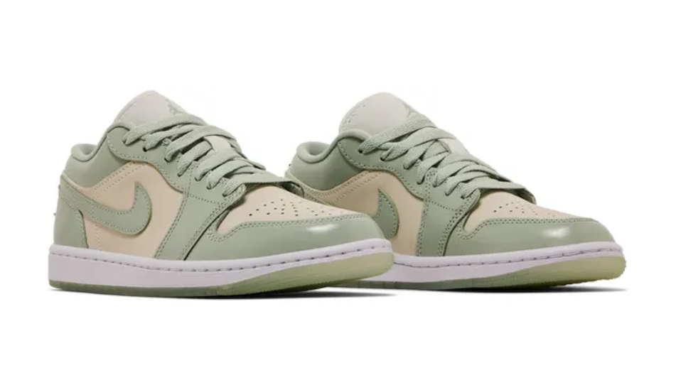 Wmns Air Jordan 1 Low SE 'Seafoam Sail'