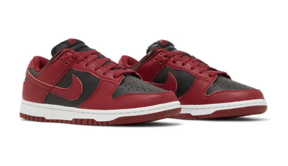 Wmns Dunk Low Next Nature 'Team Red Black'