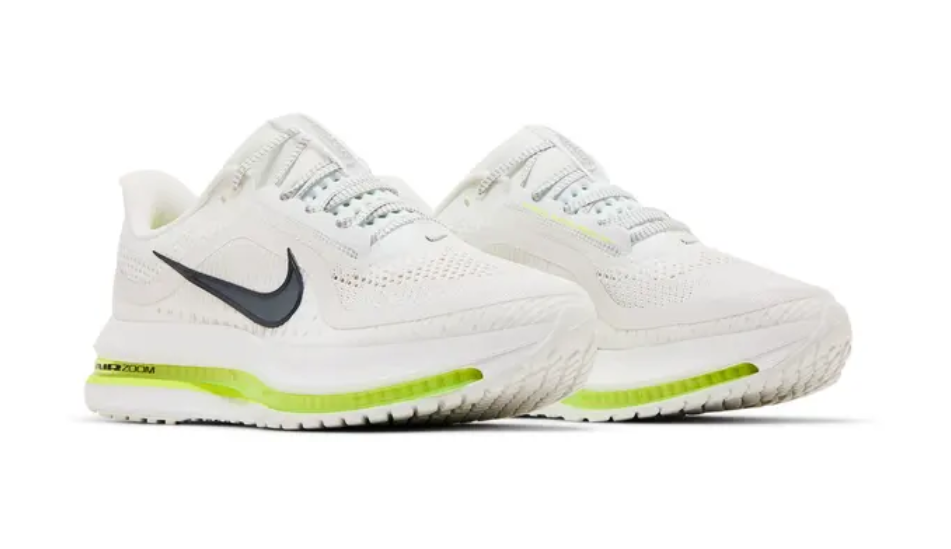 Pegasus Premium 'White Volt'