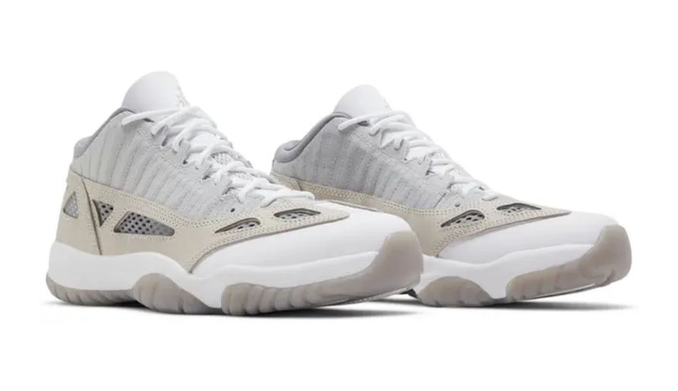 Air Jordan 11 Retro Low IE 'Light Orewood Brown'