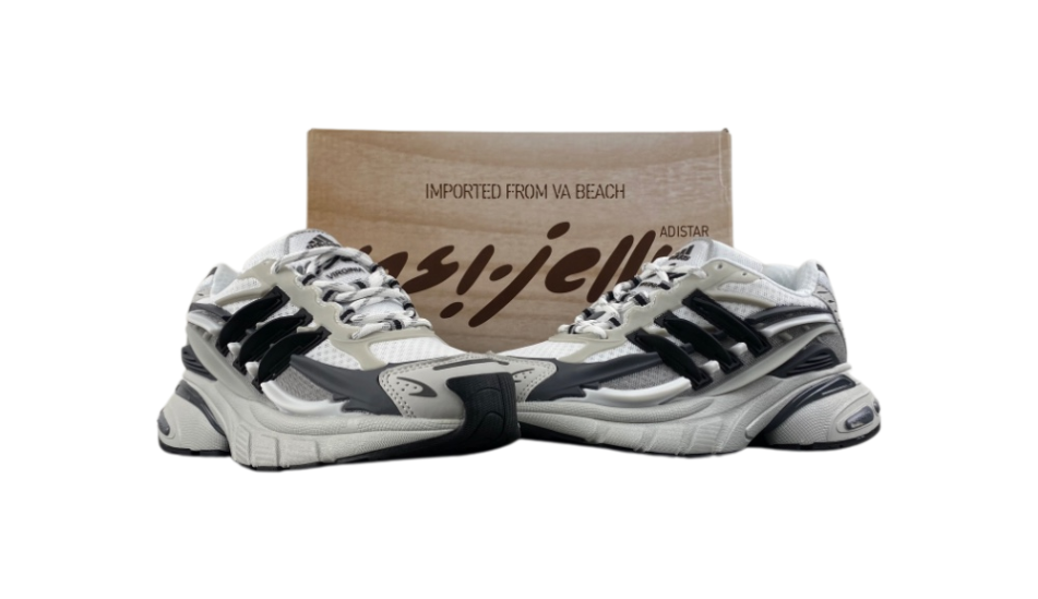 Pharrell x adidas Adistar Jellyfish