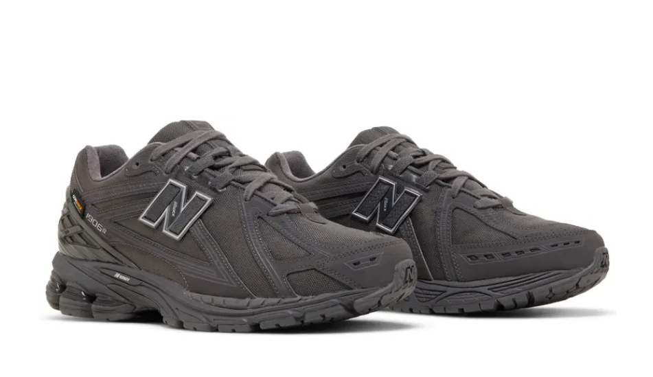 1906R Cordura 'Magnet'