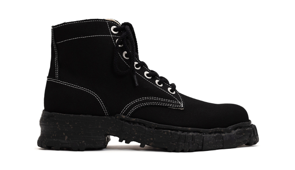 Vintage-like Sole Canvas Boots