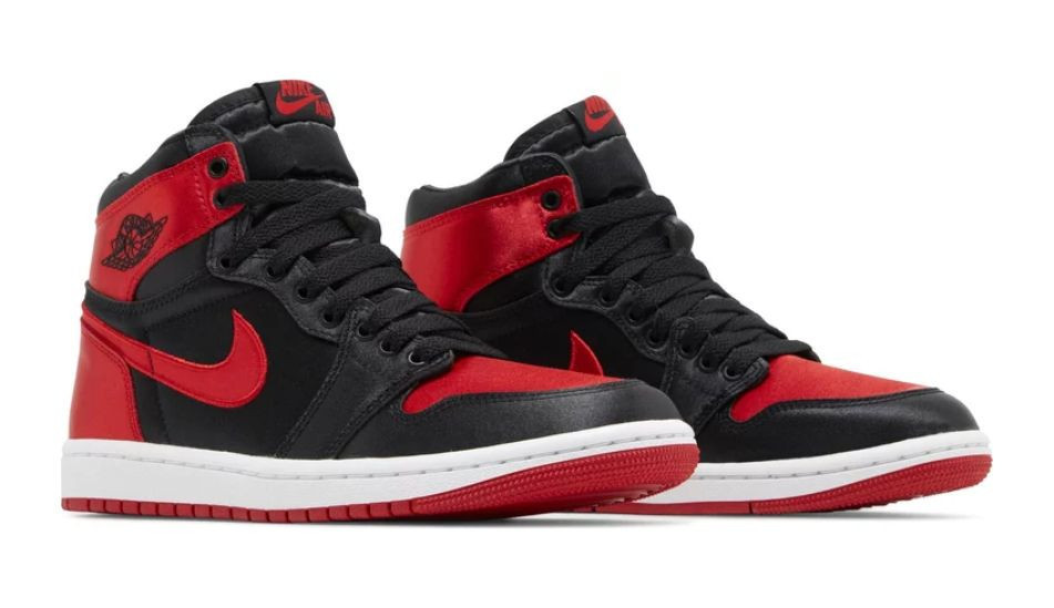 Air Jordan 1 Retro High OG 'Satin Bred' 2023