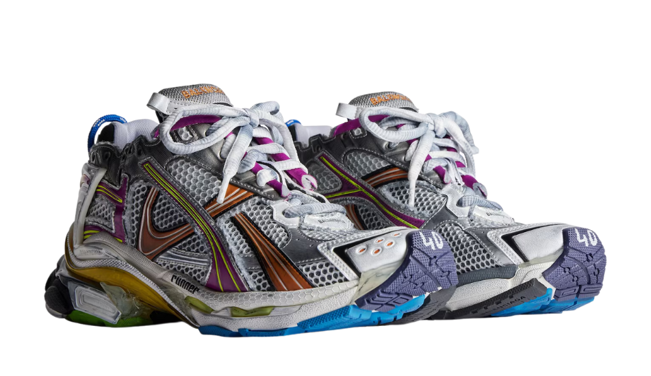 Women's Runner Sneaker in Grey