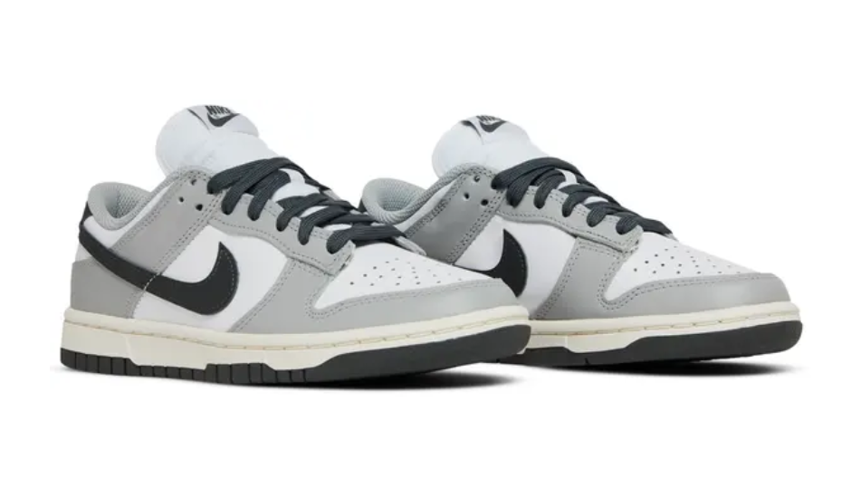 Wmns Dunk Low 'Light Smoke Grey'