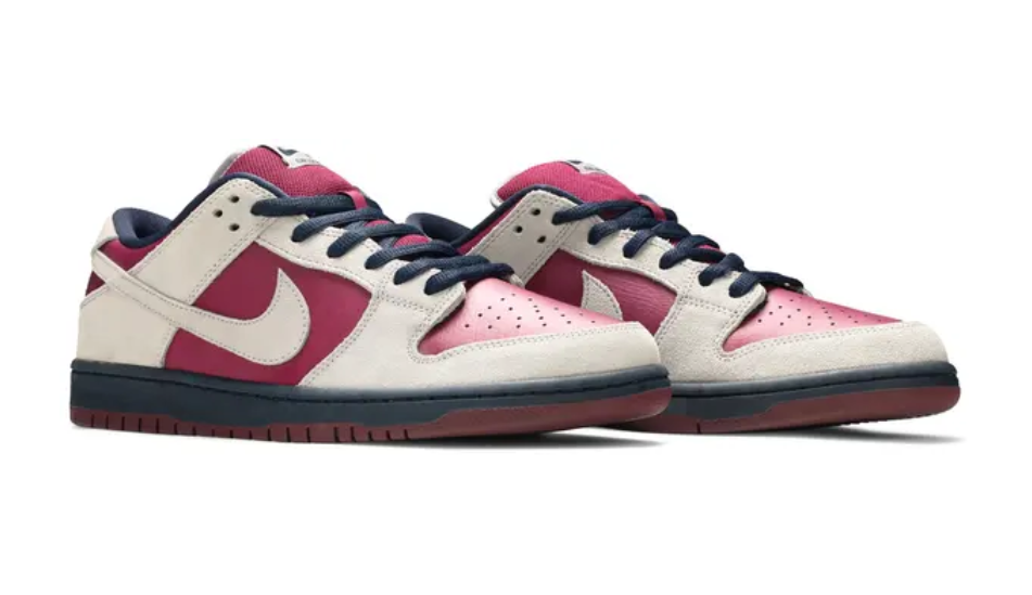 Dunk Low SB 'True Berry'