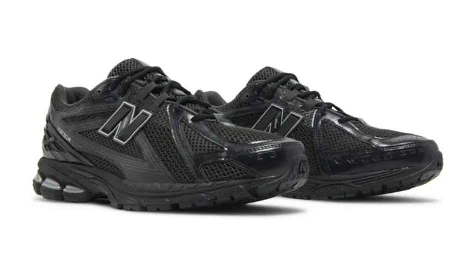 1906R 'Black Metallic Silver'