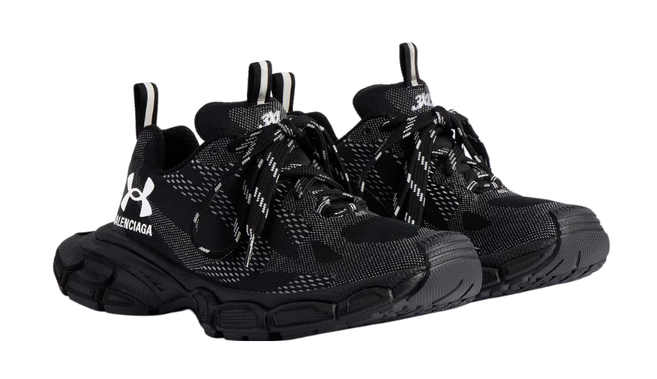 Women's Under Armour® 3xl Knit Sneaker in Black/white