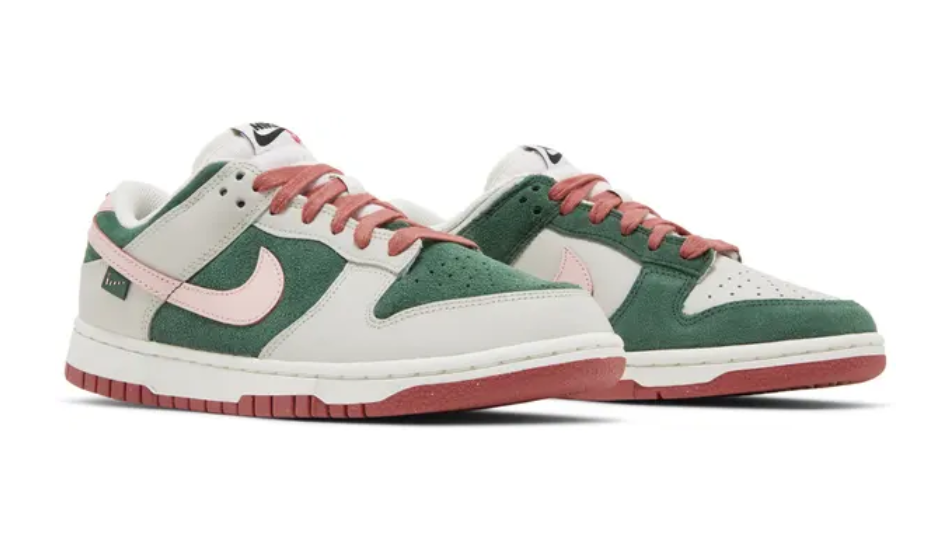 Wmns Dunk Low SE 'All Petals United'