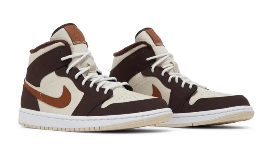Wmns Air Jordan 1 Mid SE 'Cream Dark Chocolate'