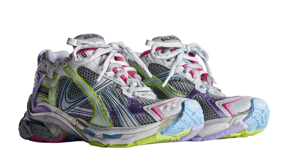 Women's Runner Sneaker in Grey