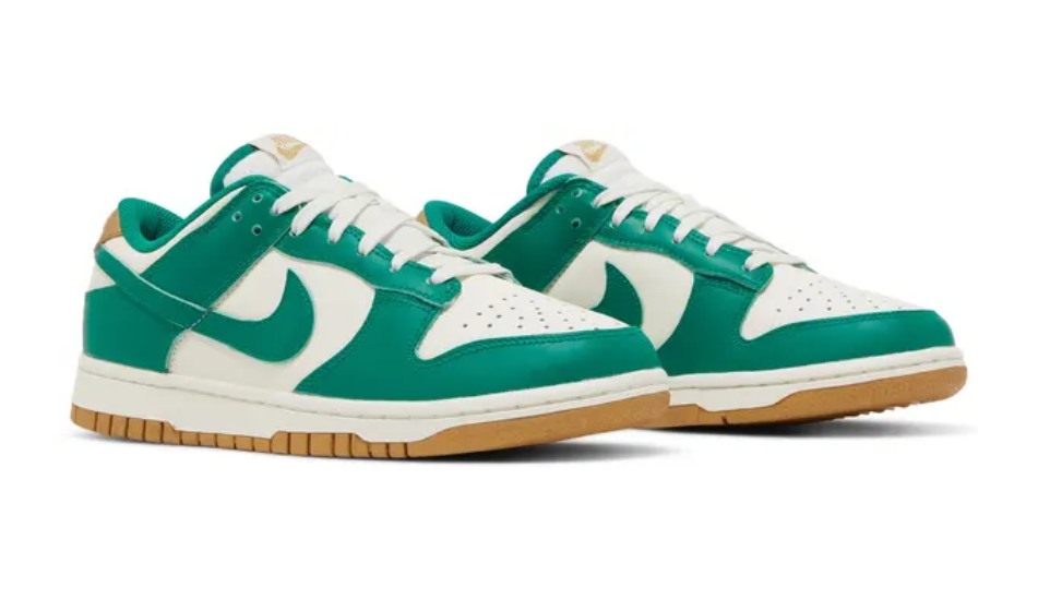 Wmns Dunk Low 'Malachite Metallic Gold'