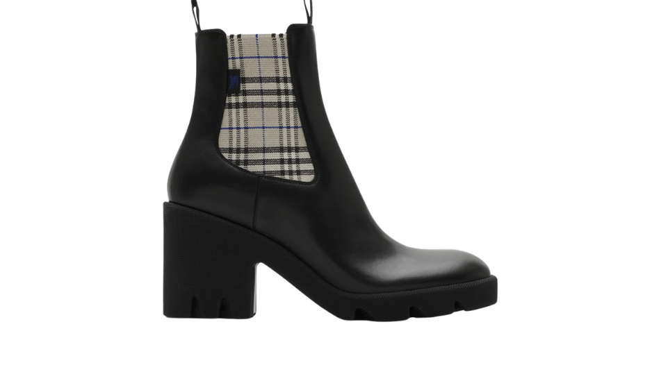 Leather Stride Chelsea Boots