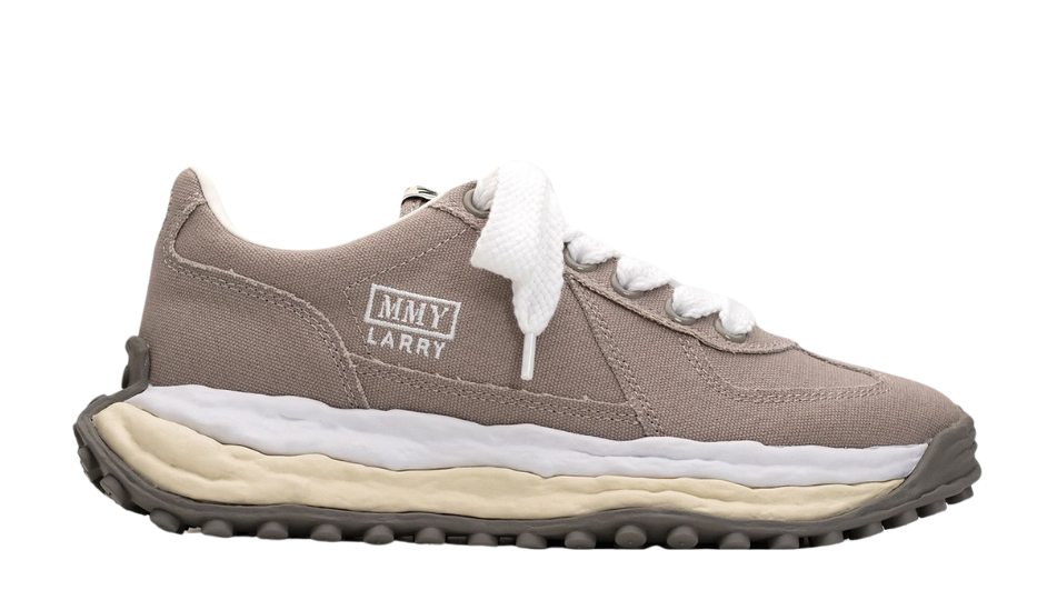 "LARRY" OG Sole Canvas Low-top Sneaker
