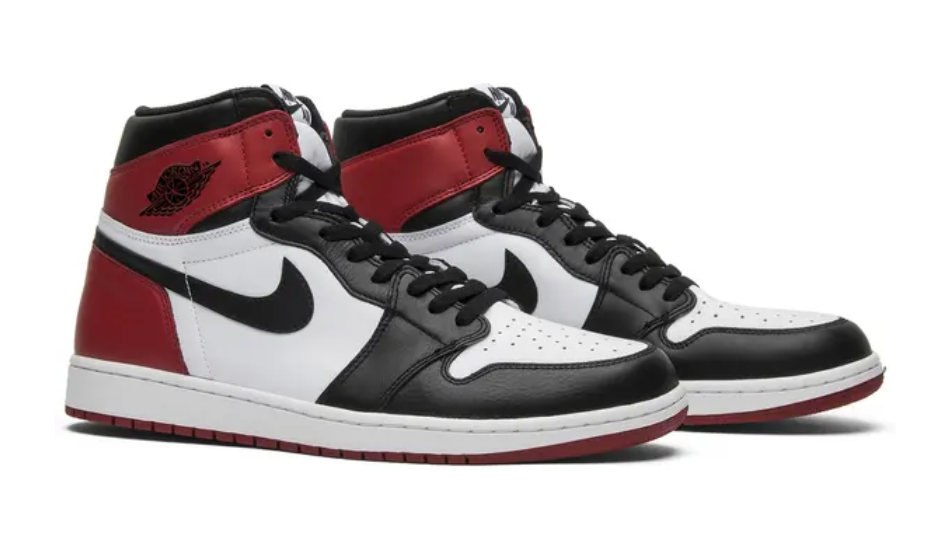 Air Jordan 1 Retro High OG 'Black Toe' 2016